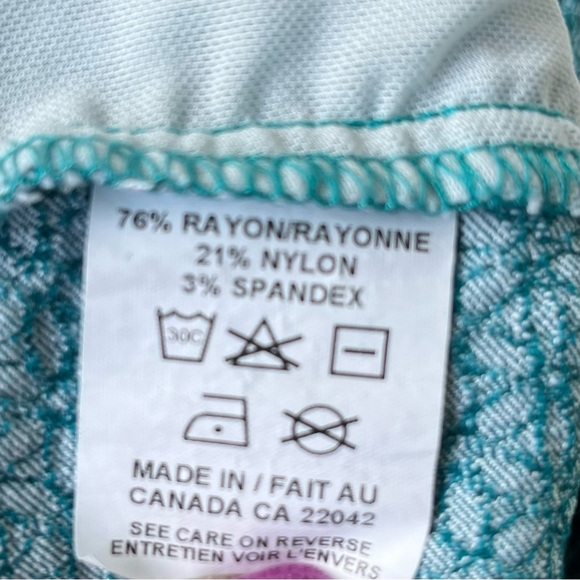 •MARGARET M• Capri Length Slimming Pants - Size 2X - Picture 5 of 7